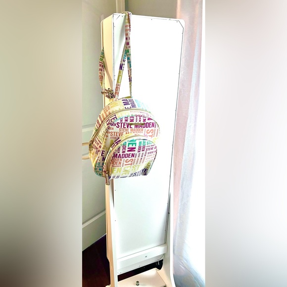 Steve Madden Handbag Backpack Purse. White Multicolor Logo Convertible Tote Bag - Picture 8 of 8